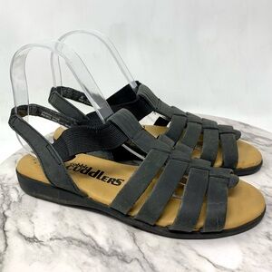 Cobbie Cuddlers Strappy Leather Comfort Sandals 8 Casual Walking Classic Summer